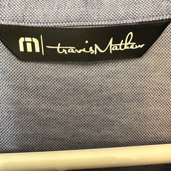 Travis Mathew Polo Golf Shirt Performance XL Blue Pineapple Pina Colada NWOT - Picture 4 of 5